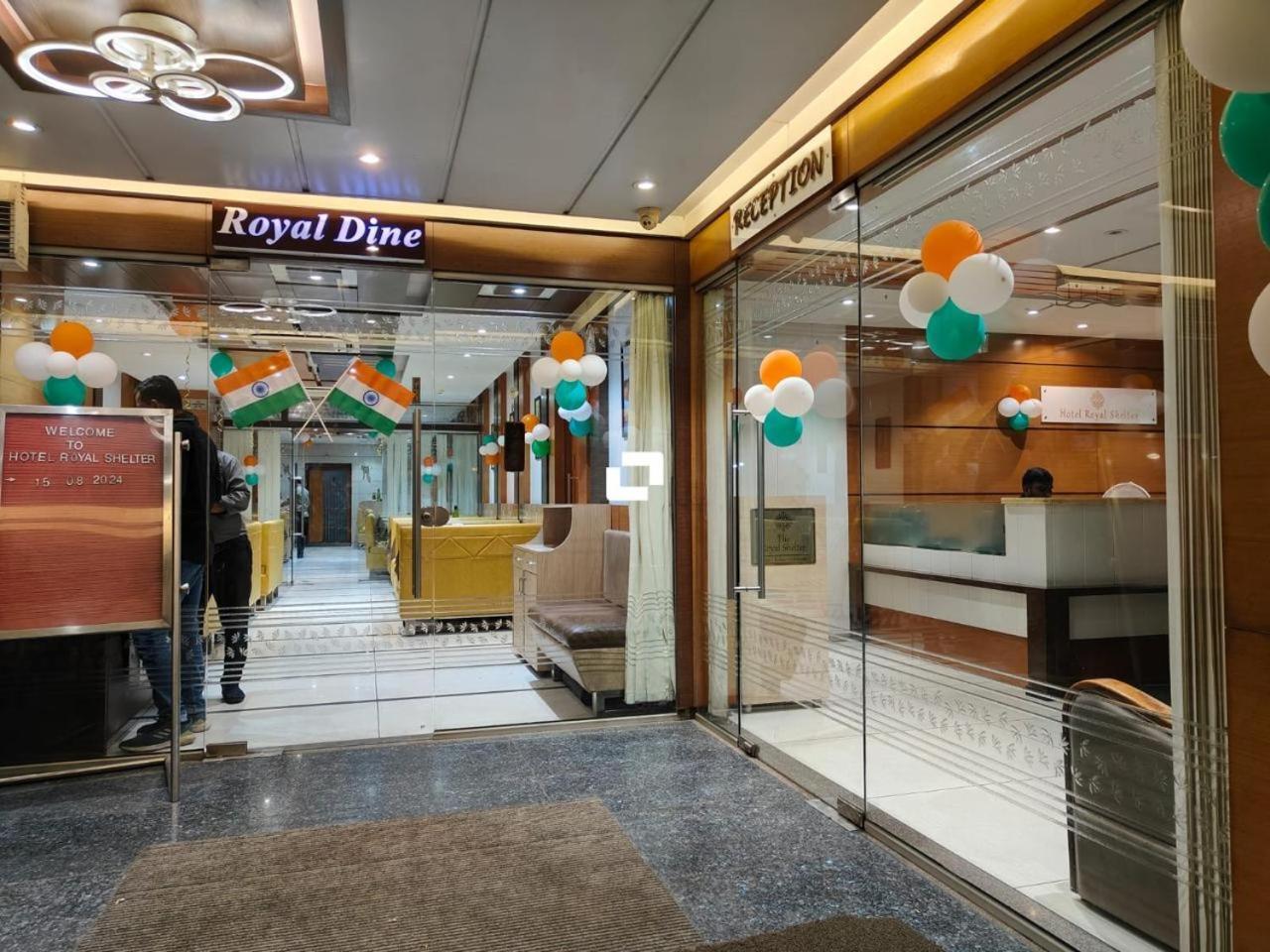 Hotel Royal Shelter Vapi Exterior photo