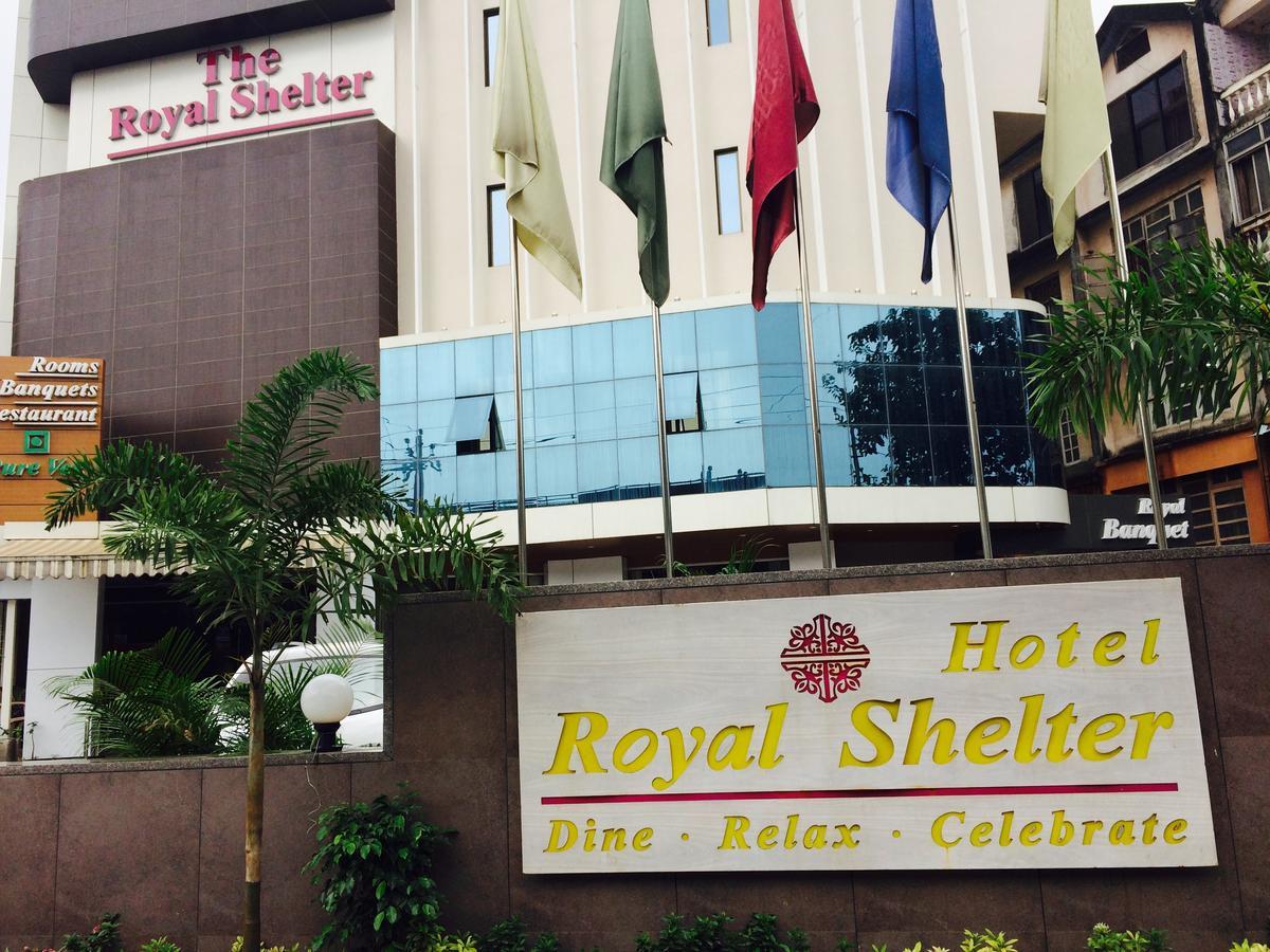 Hotel Royal Shelter Vapi Exterior photo